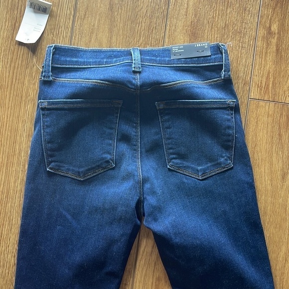 J Brand 811 Mid-Rise Skinny Leg, Fleeting, Size 23 - Picture 9 of 10